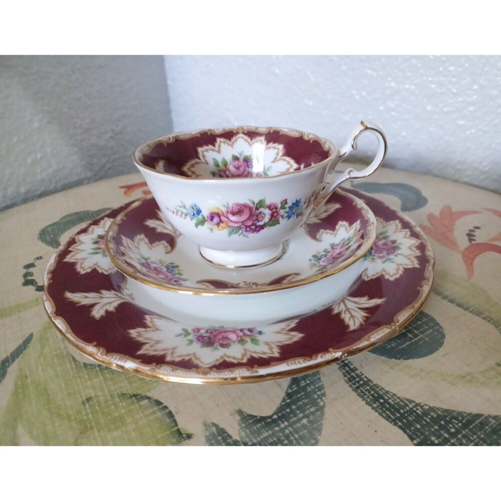 Vintage 1950s Royal Grafton "Academy" TeaCup & Saucer + Luncheon Plate Trio